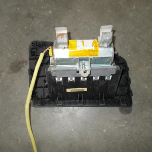 Подушка безопасности SUBARU Forester SG5 '2002-2007 пасс (с зарядом)