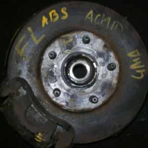 Ступица TOYOTA ACM10/ACN10 Gaia/Nadia '2001-2004 перед, лев ABS. Суппорт 60-17 V28. Колодка своя.