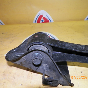 Рычаг Subaru SF5/SG5/GF1/GG2/BD5/BG5 Forester/Impreza/Legacy зад, лев продольный с креплением.