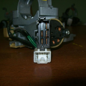 Замок зажигания MITSUBISHI CU2W/CU4W Airtrek