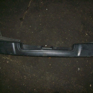 Бампер NISSAN Caravan E25 '2003 зад 85022-VW000