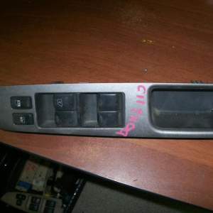 Пульт стеклоподъемника NISSAN Tiida C11 перед, прав 25401-1JY4B/1JY5B
