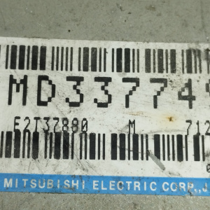 Компьютер Mitsubishi RVR MD337749 / E2T37880 4G63 N23W 4WD a/t DOHC