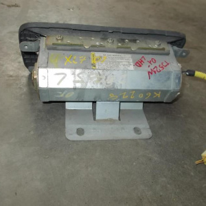 Подушка безопасности SUZUKI Escudo TJ52W '2001 пасс LHD (с зарядом)