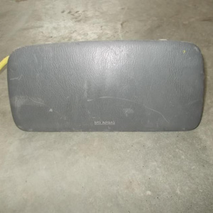 Подушка безопасности SUZUKI Escudo TJ52W '2001 пасс LHD (с зарядом)