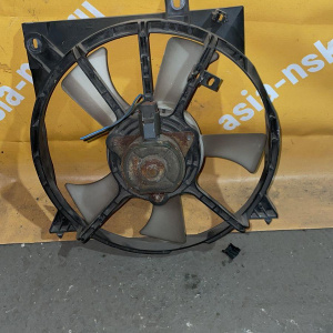 Диффузор радиатора Mazda Demio DW3W '1996 конд