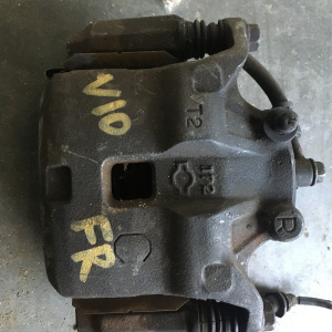 Суппорт NISSAN V10 перед, прав