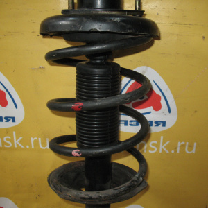 Стойка Nissan U30 Presage перед, прав 2WD