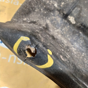 Подкрылок MITSUBISHI RVR N23W L дефект