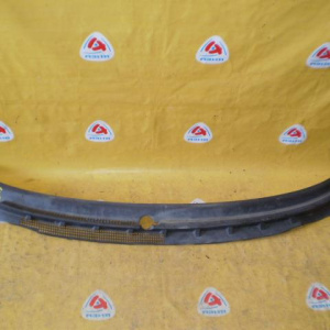 Решетка под лобовое стекло Mazda Capella GWEW