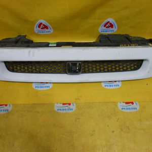 Решетка радиатора HONDA Stepwgn RF1/RF2 '1999-2001 75101-S47-9010