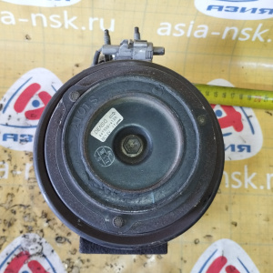 Компрессор кондиционера Toyota 3RZ Hiace Regius RCH41 4 ручейка / 88320-26590/88320-26H91