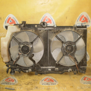 Радиатор охлаждения SUBARU GG2 Impreza EJ15 '2002-2005 a/t с горловиной (в сборе)