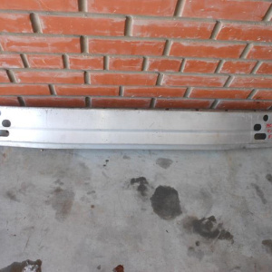 Усилитель бампера Toyota Highlander/Kluger V MCU20 '2000-2007 F (Алюминий)