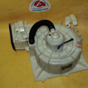 Моторчик печки Nissan B15/G10/P12/V10 Sunny/Bluebird Sylphy/Primera/Tino (без термодатчика)