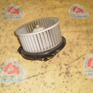 Моторчик печки Toyota EXZ10 Raum