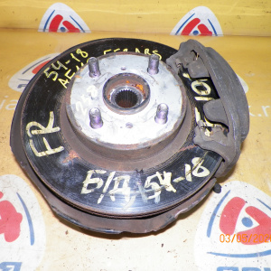 Ступица Toyota AE100/AE101/AE110/EE100/EE101/EE110/EE111/AE104/AE114 Corolla/Sprinter перед, прав 2WD/4WD Суппорт-(54-18).Без ABS.В сборе.Диаметр диска- 258 м
