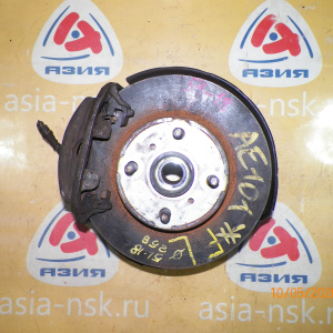 Ступица Toyota AE100/AE101/AE110/EE100/EE101/EE110/EE111/AE104/AE114 Corolla/Sprinter перед, лев 2WD/4WD Суппорт-(54-18).Без ABS.В сборе.Диаметр диска- 258 м