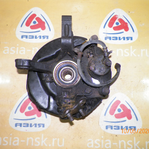Ступица Toyota AE100/AE101/AE110/EE100/EE101/EE110/EE111/AE104/AE114 Corolla/Sprinter перед, лев 2WD/4WD Суппорт-(54-18).Без ABS.В сборе.Диаметр диска- 258 м