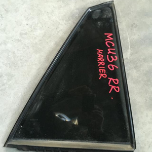 Форточка двери TOYOTA Harrier MCU35 зад, прав