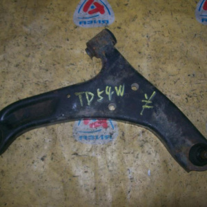 Рычаг SUZUKI TD54W/TD94W/TDA4W Escudo/Grand Vitara перед, прав