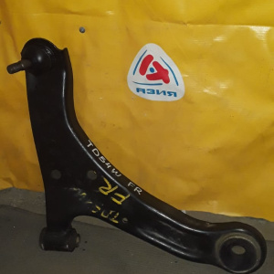 Рычаг SUZUKI TD54W/TD94W/TDA4W Escudo/Grand Vitara перед, прав