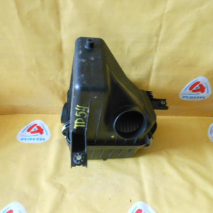 Корпус воздушного фильтра Suzuki TD54W J20A Escudo