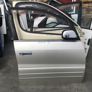 Дверь боковая TOYOTA Nadia SXN10 перед, прав [SU] (цена за голое железо)