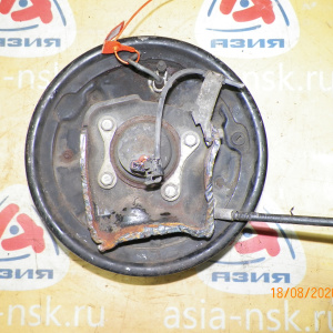 Ступица Toyota AZR60 Voxy/Noah зад, лев 2WD ABS. Барабанные тормоза.В сборе с барабаном и колодками. 42450-44040.42431-28100