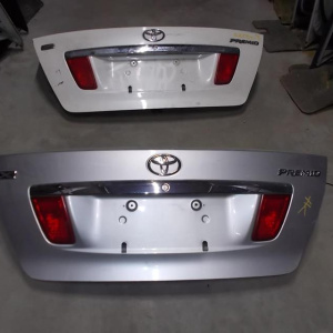 Крышка багажника TOYOTA Premio ZZT240 в.20-430 (без замка)