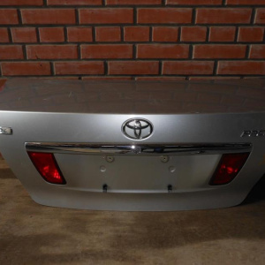 Крышка багажника TOYOTA Premio ZZT240 в.20-430 (без замка)