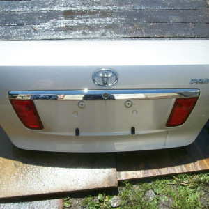 Крышка багажника TOYOTA Premio ZZT240 в.20-430 (без замка)