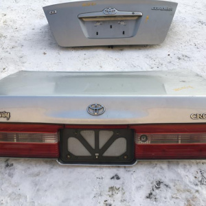 Крышка багажника TOYOTA Crown GS15# '1995-1997 в.30-212