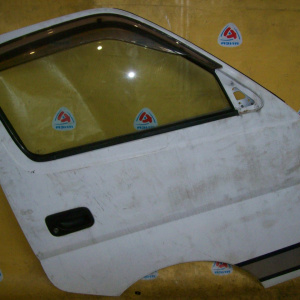 Дверь боковая NISSAN Caravan E25 перед, прав (цена за голое железо)