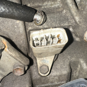 АКПП Toyota 1NZ 2WD с датчиком скорости 8 кн. Corolla