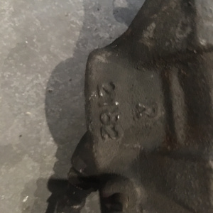 Суппорт MITSUBISHI N33W перед, прав [1 поршня] 2182