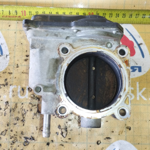 Заслонка дроссельная Toyota 1GR Land Cruiser Prado GRJ120 22030-31010 электронная