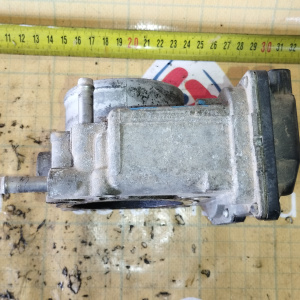 Заслонка дроссельная Toyota 1GR Land Cruiser Prado GRJ120 22030-31010 электронная