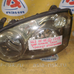 Фара SUBARU (84001-FE350) лев Impreza GG2 '2002-2005 (тёмный хром) Дефект стекла (скол) Треснут отражатель