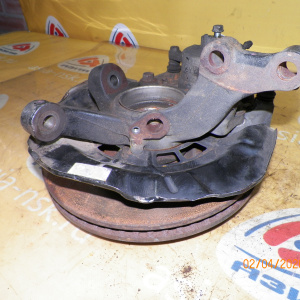 Ступица Toyota ACV40/ACV41/ASV40/AHV40 Camry перед, прав ABS. В сборе. Суппорт 63-28. Диаметр диска-300мм. Привод на 26 шлицов. 43211-58010.