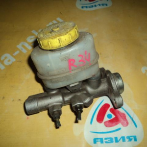 Главный тормозной цилиндр NISSAN R34 Skyline