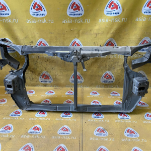 Рамка радиатора TOYOTA Camry ACV30 53201-33905