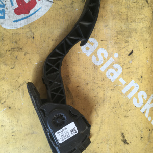 Педаль газа Suzuki TD54W Vitara J20A '2008 Эл. 15900-65J00