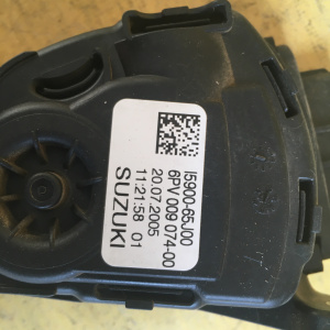 Педаль газа Suzuki TD54W Vitara J20A '2008 Эл. 15900-65J00