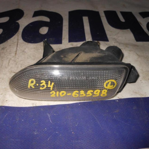 Повторитель в бампер NISSAN лев Skyline R34