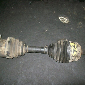 Привод NISSAN E25 Caravan F ABS 6 болтов