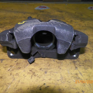 Суппорт Honda GD1 перед, прав (15CL13VN) Fit