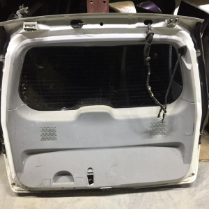 Дверь задняя NISSAN Quest V42 '2003-2006