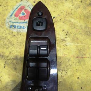 Пульт стеклоподъемника Mazda Capella GWEW/GF8P '1999-2002 перед, прав G18K66350/G19C66350