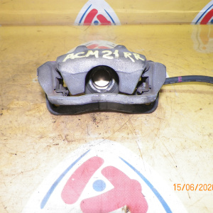 Суппорт Toyota ACM21/ACM26/ANM10/ANM15/ZGM11/ZGM15 зад, прав 2WD/4WD Ipsum/Isis